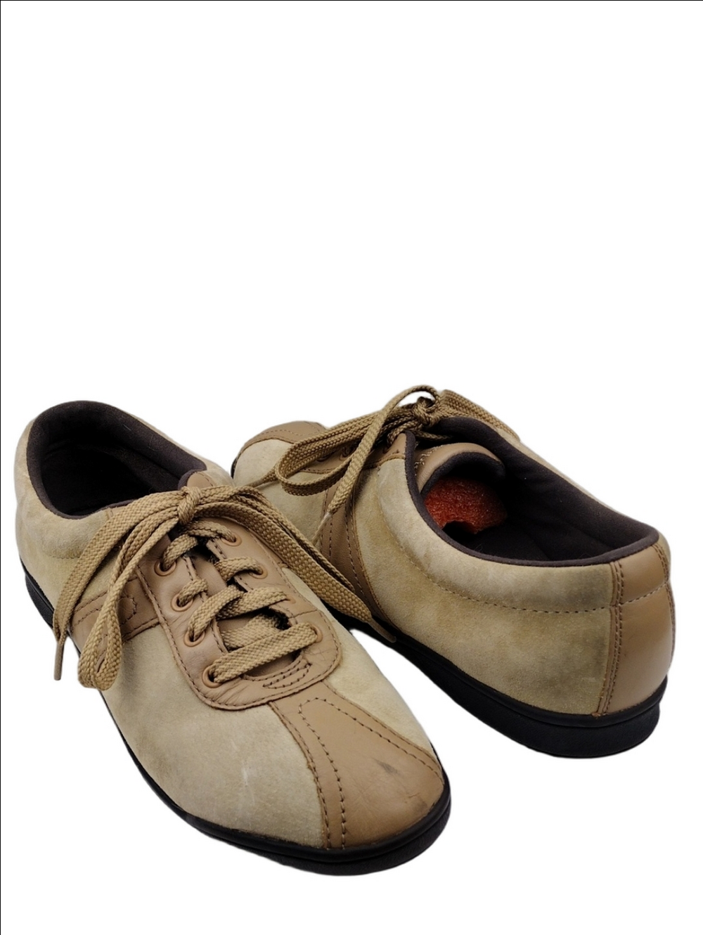 Easy Spirit Anti-Gravity Oncues Tan Suede Leather Low Top Lace Up Sneaker Shoe
